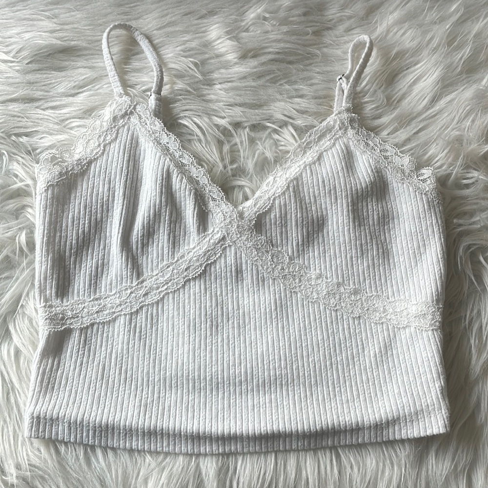 white lace aeropostale top